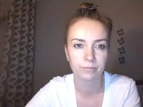 Snapshot of JenniferAlone chatting on July 24, 9:02 pm JenniferAlone online show from July 24, 9:02 pm