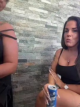 Snapshot of Naughty-TiaRose93 chatting on June 23, 11:19 am Naughty-TiaRose93 online show from June 23, 11:19 am