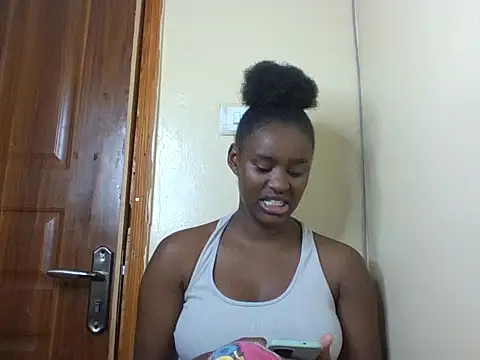 Prettygodess1 online show from July 13, 9:23 am