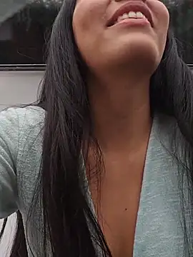 Carla Alvez online show from July 10, 3:25 pm