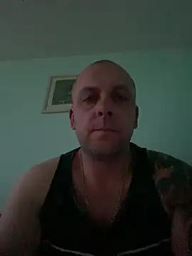 Snapshot of Agrus90 chatting on June 9, 7:14 pm Agrus90 online show from June 9, 7:14 pm