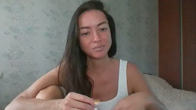 Mia Salamanka online show from July 16, 4:51 am