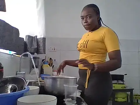 Snapshot of Amara254 chatting on July 6, 8:00 am Amara254 online show from July 6, 8:00 am