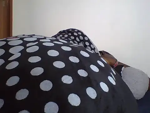 Snapshot of Amara254 chatting on July 7, 6:27 am Amara254 online show from July 7, 6:27 am
