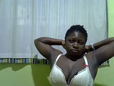 Snapshot of CURVY-CORAZZON chatting on July 16, 4:40 am CURVY-CORAZZON online show from July 16, 4:40 am