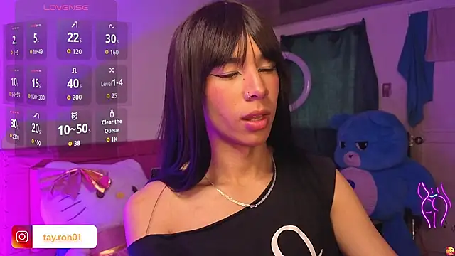 Snapshot of lady_Tayron chatting on June 12, 7:13 pm lady Tayron online show from June 12, 7:13 pm