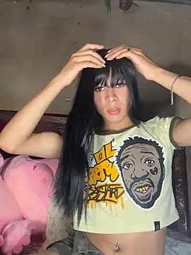 Snapshot of lady_Tayron chatting on June 27, 5:12 am lady Tayron online show from June 27, 5:12 am
