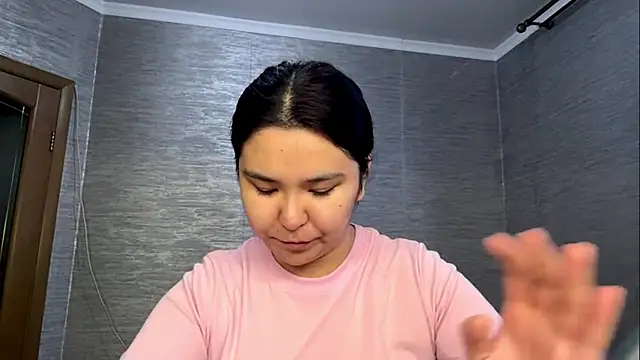 takatsukisenn online show from June 14, 2:19 pm