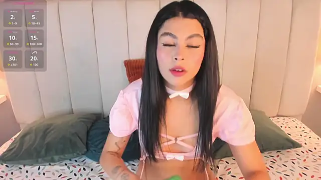 Kylie Mckenzie online show from July 25, 1:25 am
