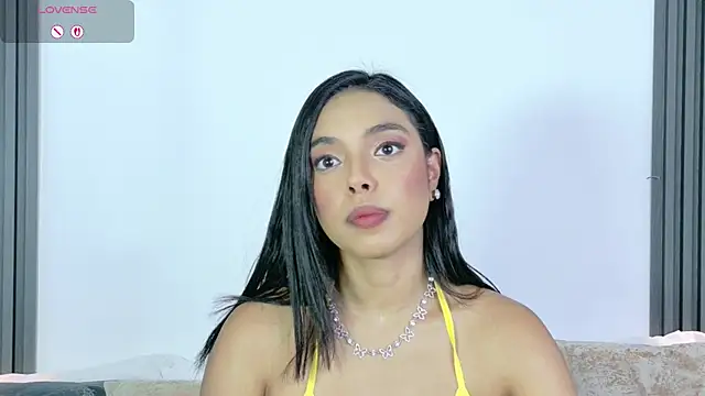 Snapshot of AteneaFit chatting on June 25, 10:03 pm AteneaFit online show from June 25, 10:03 pm
