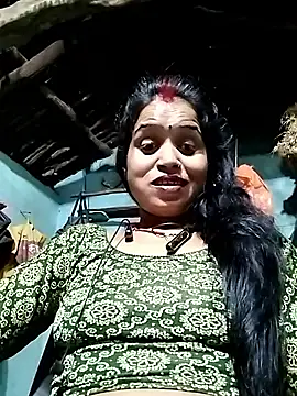 Snapshot of Cut_simran56 chatting on June 22, 5:43 pm Cut simran56 online show from June 22, 5:43 pm