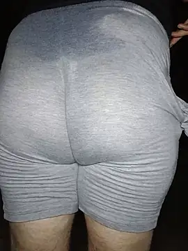 Dickbetweencheeks online show from August 2, 1:59 am