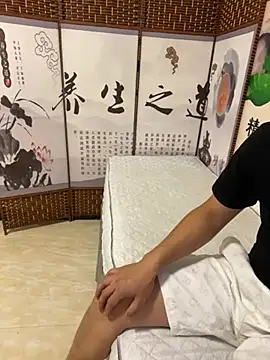 Snapshot of qujing002 chatting on July 20, 1:46 pm qujing002 online show from July 20, 1:46 pm