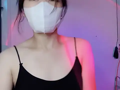 Snapshot of miumiubeauty chatting on June 24, 5:50 am miumiubeauty online show from June 24, 5:50 am