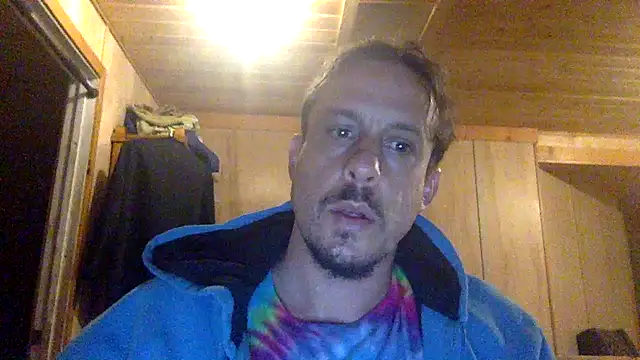 Snapshot of hawaiiguy620 chatting on July 23, 9:40 am hawaiiguy620 online show from July 23, 9:40 am