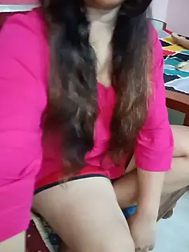 Snapshot of divya-222 chatting on June 21, 10:56 pm divya-222 online show from June 21, 10:56 pm