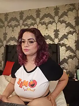 Snapshot of Aurora_Luxx chatting on July 28, 7:39 pm Aurora Luxx online show from July 28, 7:39 pm