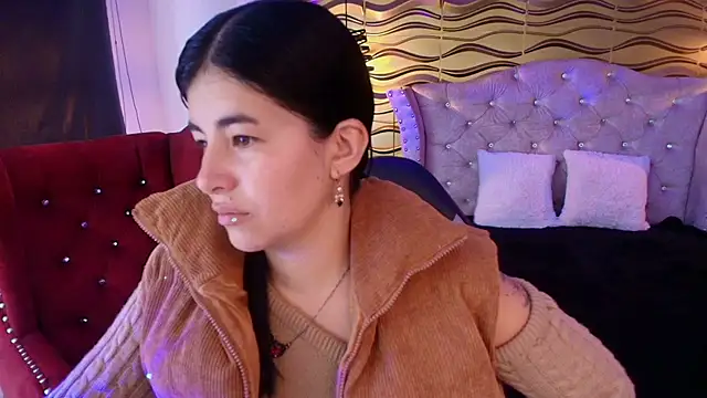  Ninaharpper online show from July 10, 12:30 pm