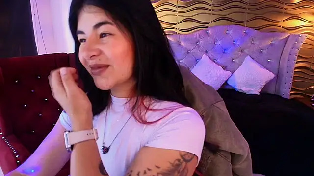  Ninaharpper online show from July 12, 12:40 pm