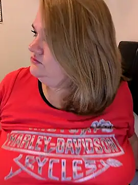 Jonesinjil online show from August 4, 3:43 am