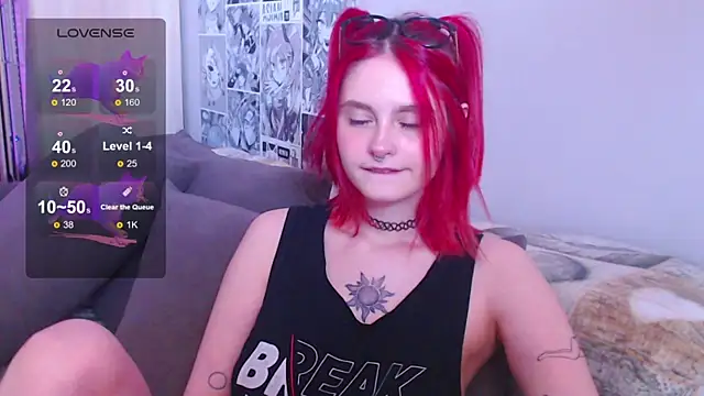 ScarlettAw online show from June 18, 8:14 am