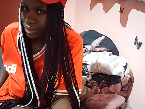 Snapshot of pretty_renor chatting on July 19, 5:22 am pretty renor online show from July 19, 5:22 am