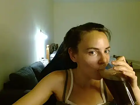 OliviaTheS online show from July 1, 8:08 pm