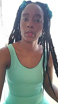 Snapshot of yara-ebony chatting on July 17, 7:19 pm yara-ebony online show from July 17, 7:19 pm