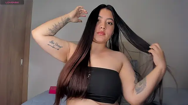 Snapshot of little_caro chatting on July 24, 4:49 pm little caro online show from July 24, 4:49 pm