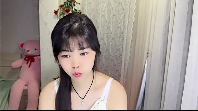 inlkitten online show from July 9, 3:16 pm