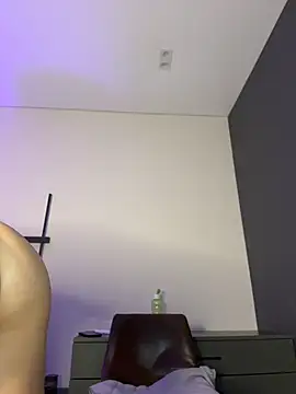 Snapshot of Golden__PollyX chatting on June 12, 5:28 am Golden PollyX online show from June 12, 5:28 am