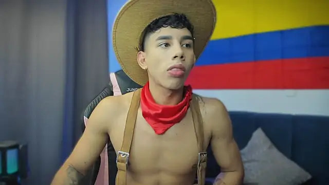 andy cute22 online show from June 20, 7:05 pm