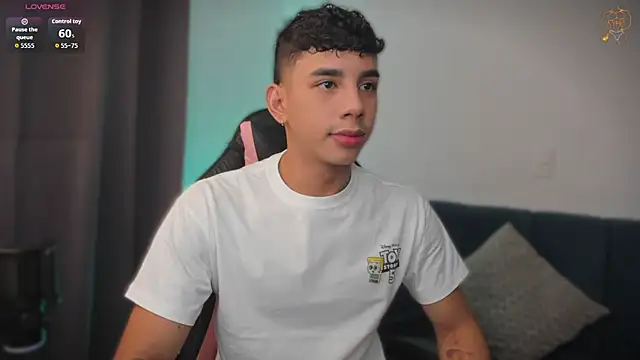 andy cute22 online show from July 12, 7:38 pm