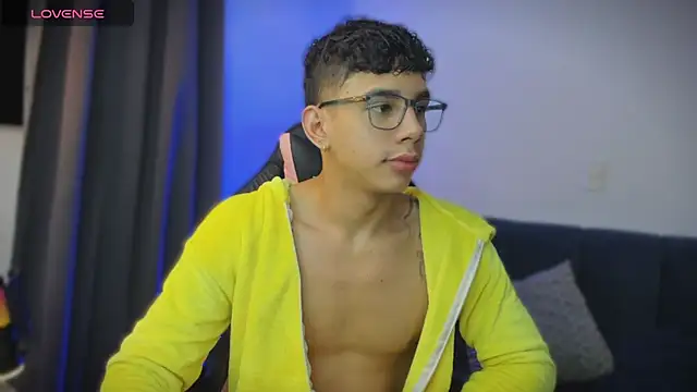 andy cute22 online show from July 17, 1:34 am