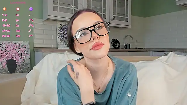 Snapshot of KianaBrownn chatting on June 15, 1:24 pm KianaBrownn online show from June 15, 1:24 pm