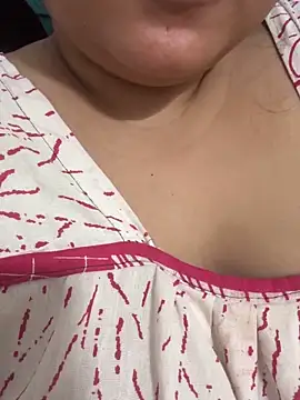 Snapshot of Horny_Misss chatting on June 14, 8:00 pm Horny Misss online show from June 14, 8:00 pm