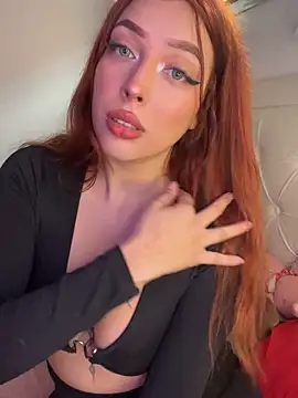 PinkyBonniee online show from June 13, 5:11 pm