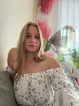 FoxAnita online show from August 4, 10:51 am