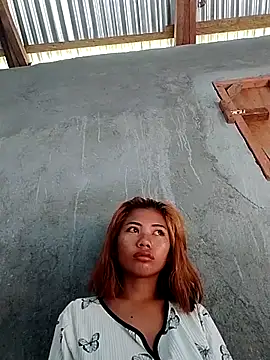 uwannataste online show from July 4, 11:00 pm