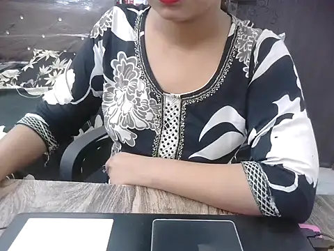 Bold-Divya1 online show from June 25, 4:12 am