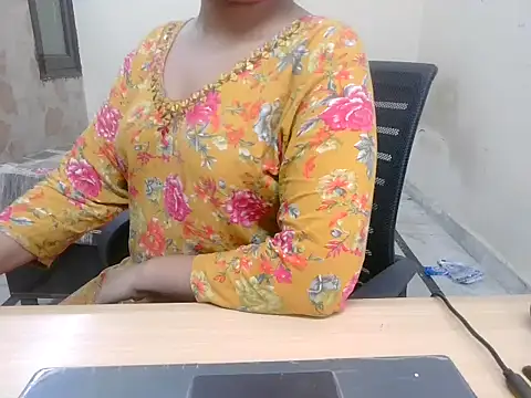 Bold-Divya1 online show from July 28, 9:03 pm