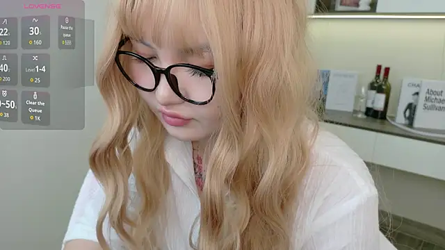 sakuraclover online show from June 20, 3:53 am