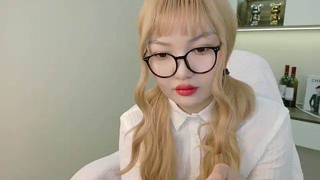 sakuraclover online show from June 25, 4:23 am