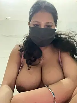 Snapshot of bhaviyadv chatting on July 28, 10:42 pm bhaviyadv online show from July 28, 10:42 pm