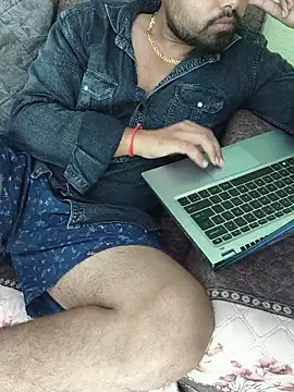 Snapshot of bhabi_lovers_88 chatting on June 15, 9:00 am bhabi lovers 88 online show from June 15, 9:00 am