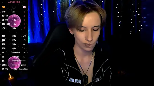 Snapshot of _Shadow_devil__ chatting on June 20, 2:53 pm Shadow devil online show from June 20, 2:53 pm