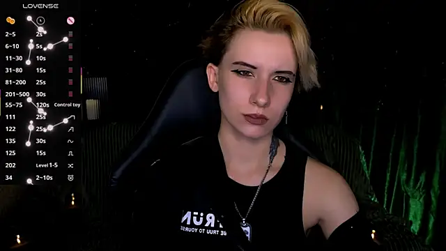 Snapshot of _Shadow_devil__ chatting on July 31, 5:01 pm Shadow devil online show from July 31, 5:01 pm