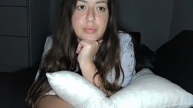 Snapshot of Monia9530 chatting on July 20, 10:34 pm Monia9530 online show from July 20, 10:34 pm