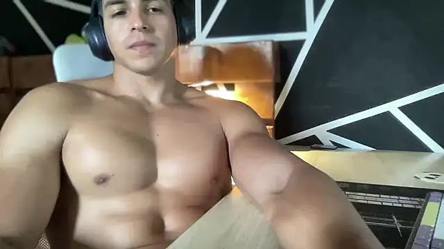 ChrisMattX online show from August 6, 1:46 pm