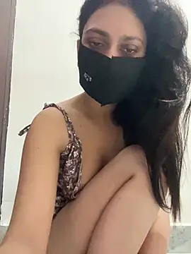 Snapshot of kavyq3791 chatting on July 6, 4:31 am kavyq3791 online show from July 6, 4:31 am
